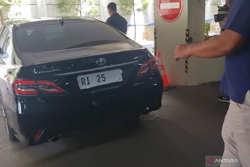 Satryo Soemantri Brodjonegoro Pilih Diam di Tengah Isu Pencopotannya