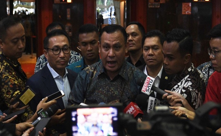 Ketua KPK Firli Bahuri bertemu dengan pimpinan KPK meski ada anggota DPR yang sedang diperiksa lembaganya
