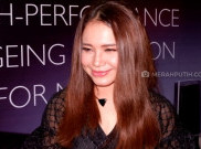 Rossa Betah Ngobrol dengan Pria Kinclong