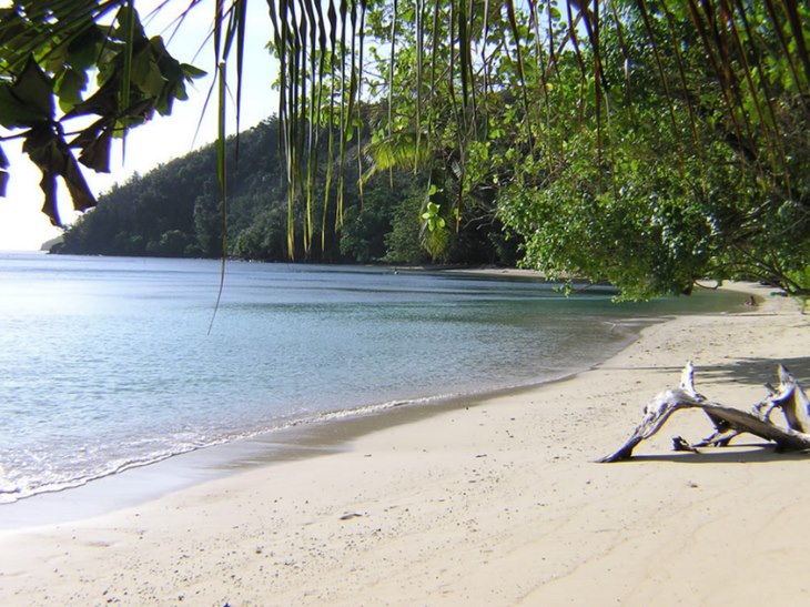 pantai amai