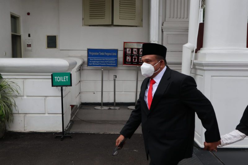 Klaim Jadi Wamenaker, Sekjen PBB Afriansyah Noor Tiba di Istana