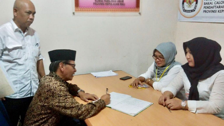 Mantan Kepala BP Batam Mustofa Widjaya Resmi Mendaftar sebagai Calon DPD