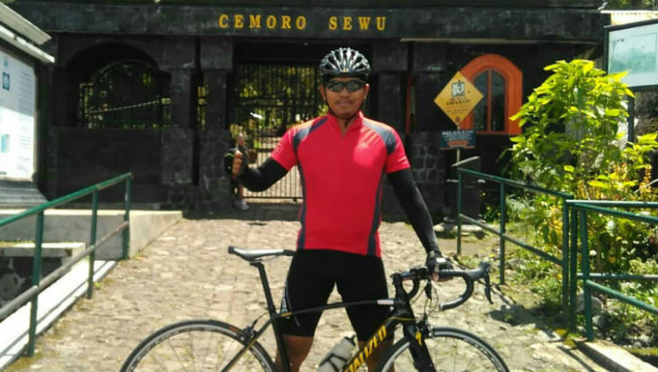 Pensiun dari Lapangan Hijau, Eks Kapten Timnas Indonesia Hobi Bersepeda