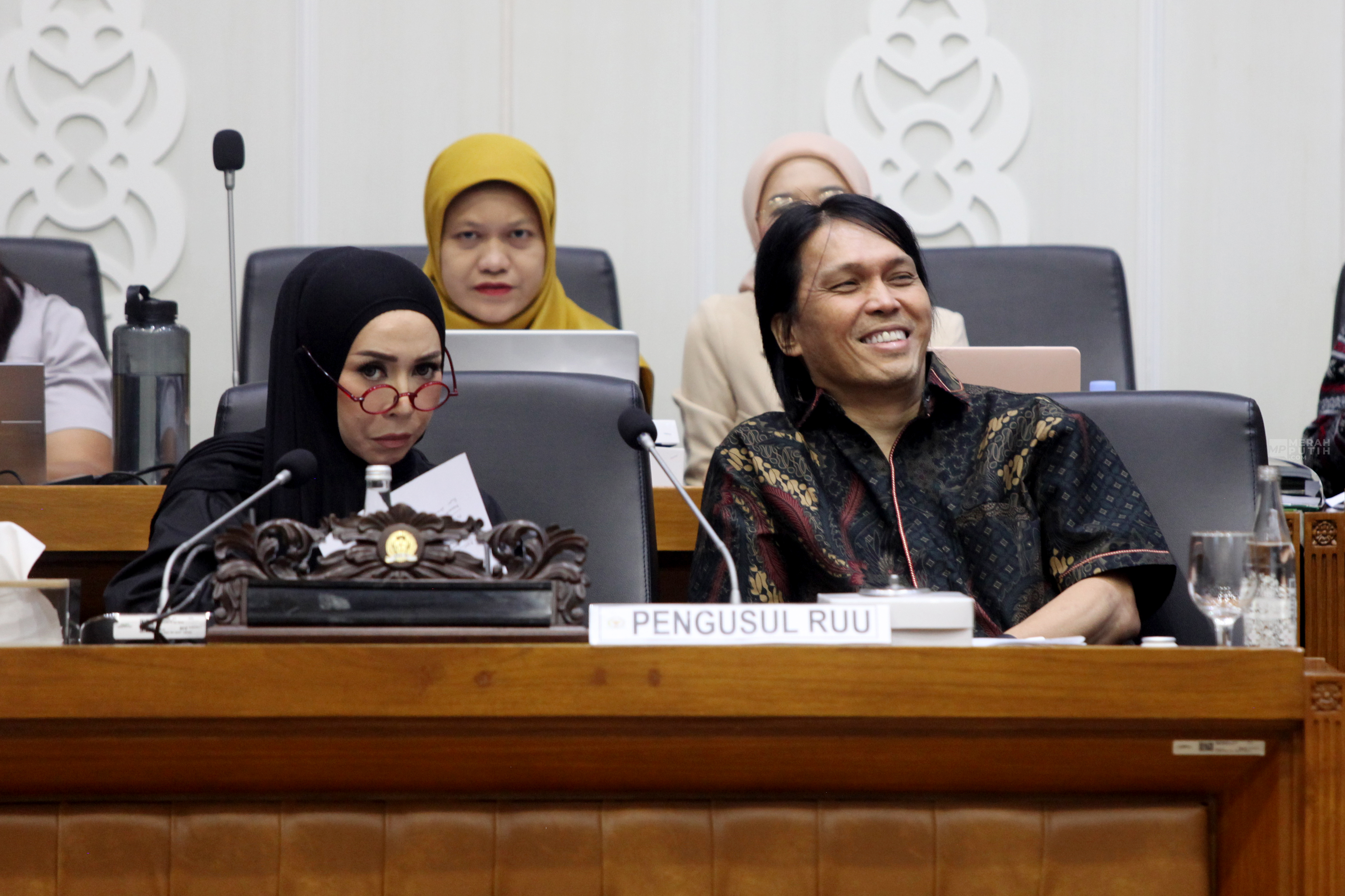 Melly Goeslaw dan Once Mekel Usulkan RUU Hak Cipta ke Baleg DPR