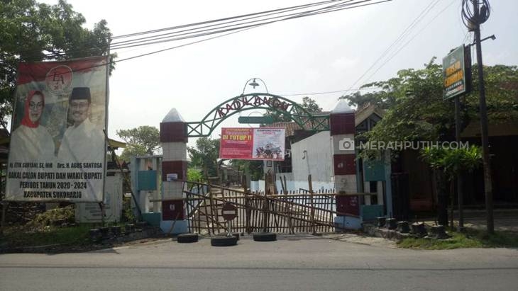 Takut Tertular Corona, Warga Sukoharjo Ramai-ramai Tutup Jalan Kampung