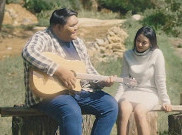 Giant Jay Kisahkan Cinta Tak Terbalas Lewat 'Teman Saja'