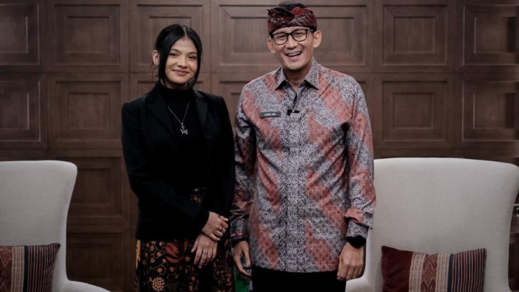 Sandiaga Uno Tersihir 'Mantra Surugana' dari Sara Fajira