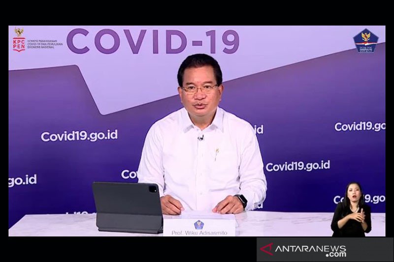 Juru Bicara Satgas Penanganan COVID-19 Wiku Adisasmito dalam konferensi pers virtual di Graha BNPB Jakarta, Selasa (19/1/2021). ANTARA/Tangkapan layar Youtube BNPB/pri. (ANTARA/Tangkapan layar Youtube BNPB)
