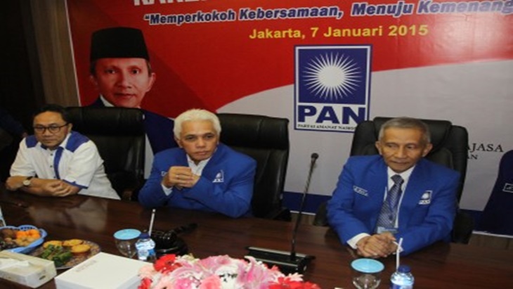 Hatta Rajasa bersama Ketum PAN Zulkifli Hasan