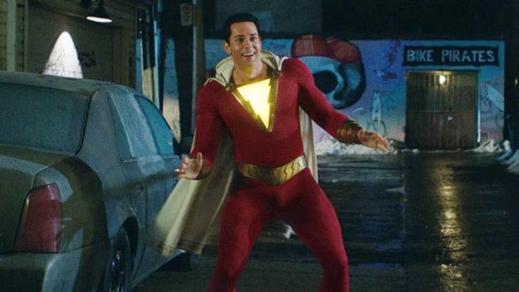 Shazam! Satu-satunya Superhero yang Kekuatannya Sebanding dengan Superman
