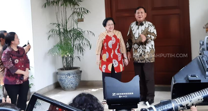 Prabowo dan Megawati usai melakukan pertemuan (MP/Kanugraha)