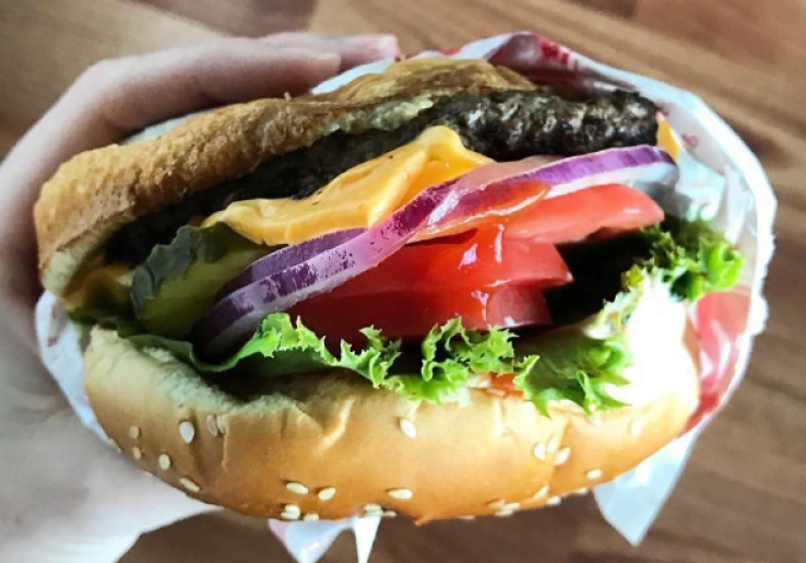 Lebih Sehat dengan Sarapan Burger Kalkun ala Hawaii