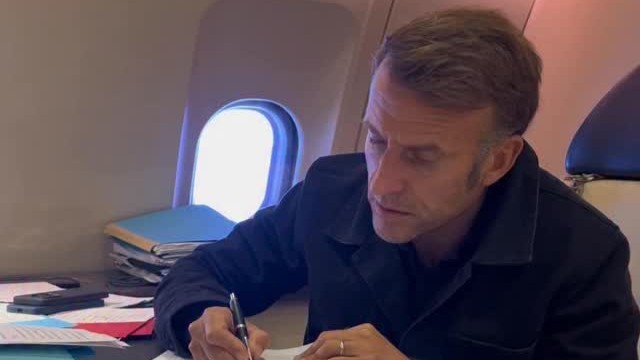 Momen Emmanuel Macron Kejebak Macet di New York, Langsung Ngadu ke Donald Trump