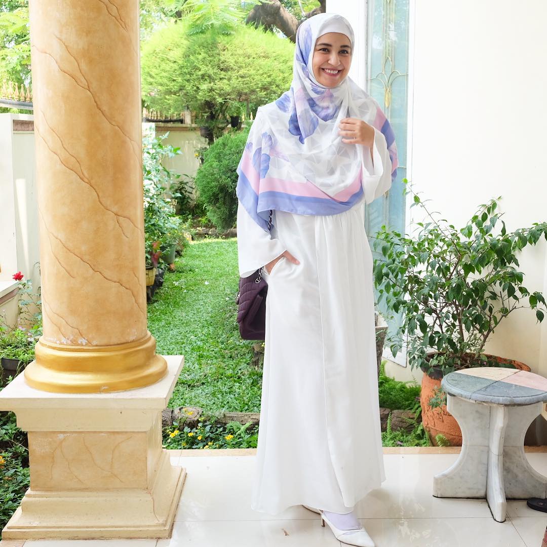 Instagram @shireensungkar