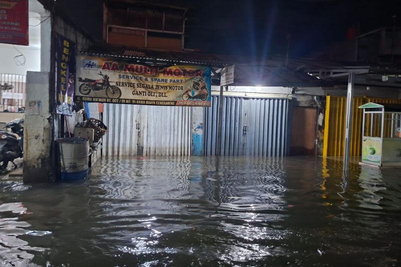 Banjir Rawa Buaya, Sudin Salahkan Inisiatif Warga Lubang Turap Malah Jadi Blunder