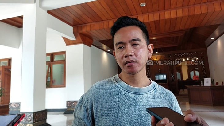 Gibran Minta Ada Kirab Agung saat Jumenengan KGPAA Mangkunegoro X