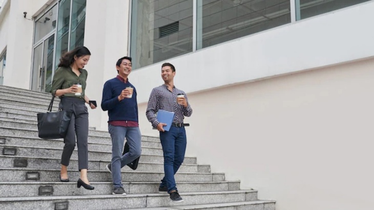 Berjalan Lebih Cepat Bermanfaat untuk Kesehatan Otak