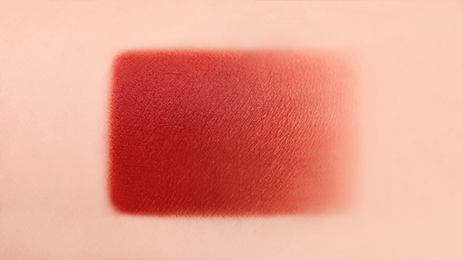 Dahlia menjadi warna tergelap dari keenam shade. (Foto Ist)