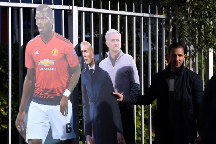 Manchester United Pecat Mourinho, Zidane Dikabarkan Tertarik