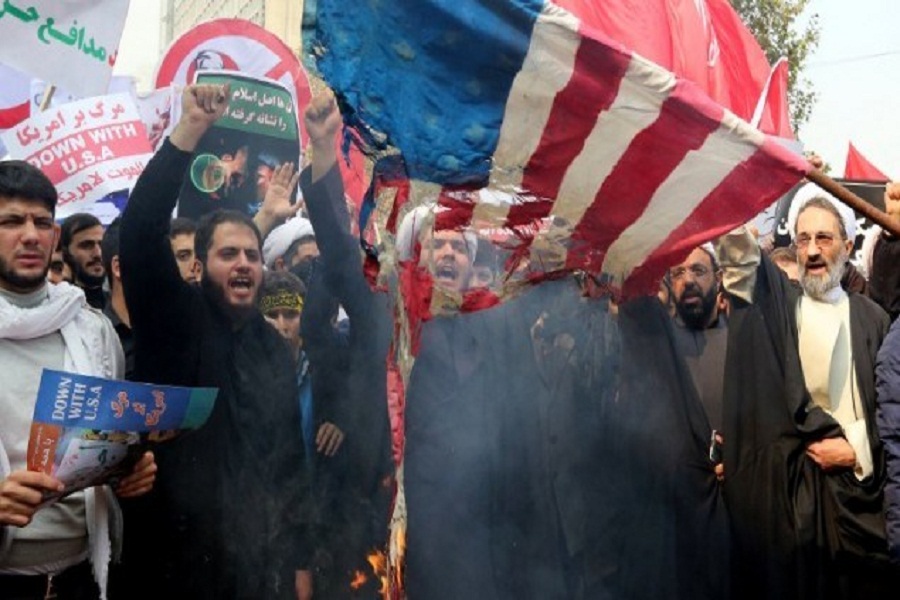 Ratusan Ribu Warga Iran Demo Menentang Donald Trump