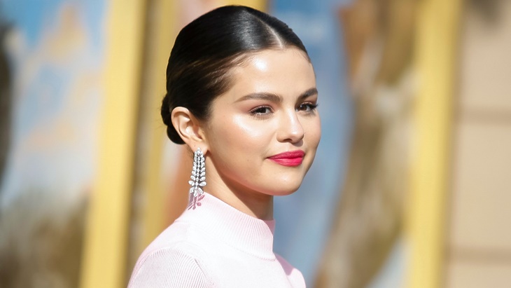 Bantu Kesehatan Mental, Selena Gomez Brand Luncurkan Kosmetik