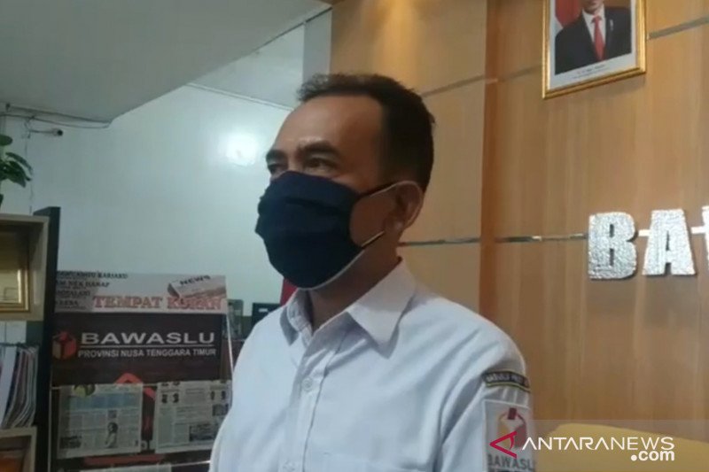 Ketua Bawaslu Provinsi NTT Thomas Djawa. ANTARA/Kornelis Kaha