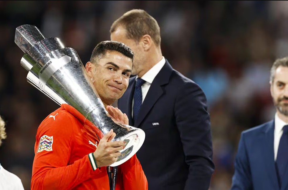 Cristiano Ronaldo Terharu, Juara bersama Timnas Portugal Melebihi Pencapaian di Klub