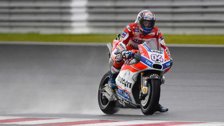 Andrea Dovizioso Rebut Podium Pertama di Sepang, Marquez Panik? 