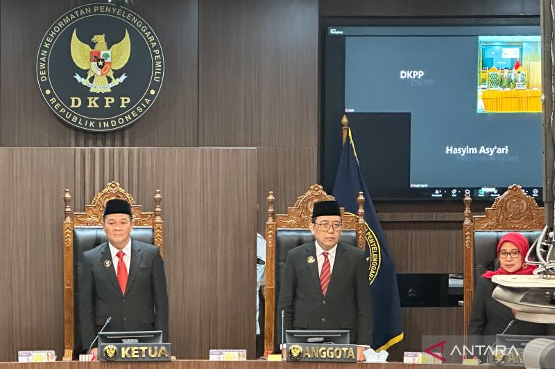 Presiden Harus Ganti Hasyim Asy'ari Dalam 7 Hari