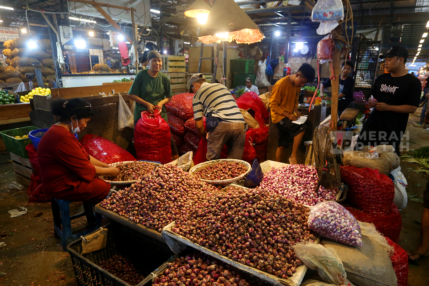Pasokan Terganggu, Harga Bawang Merah Alami Kenaikan di Awal April 2026