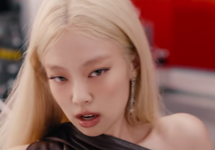 Lirik Lagu Mantra Jennie Lengkap dengan Terjemahan: This That Pretty Girl