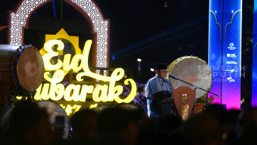 Gubernur DKI Pramono Anung Buka Gelaran Malam Takbiran di Bundaran HI Jakarta