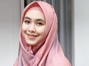Tips Oki Setiana Dewi Agar Perempuan Mandiri Secara Finansial