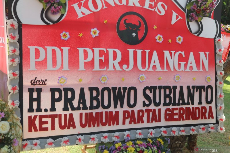 Sinyal Politik di Balik Kehadiran Prabowo di Kongres PDIP