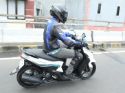 Jangan Hanya Demi Gaya, Penyalahgunaan Spion Aksesori Bisa Bikin Celaka