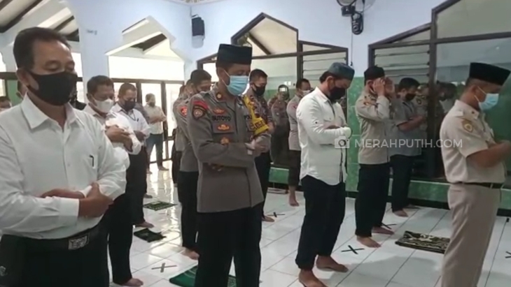 53 Kru KRI Nanggala 402 Gugur, Polresta Surakarta Gelar Salat Gaib