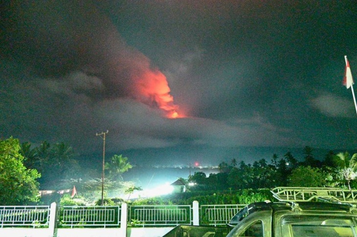Energi Erupsi Gunung Lewotobi Laki-Laki Meningkat