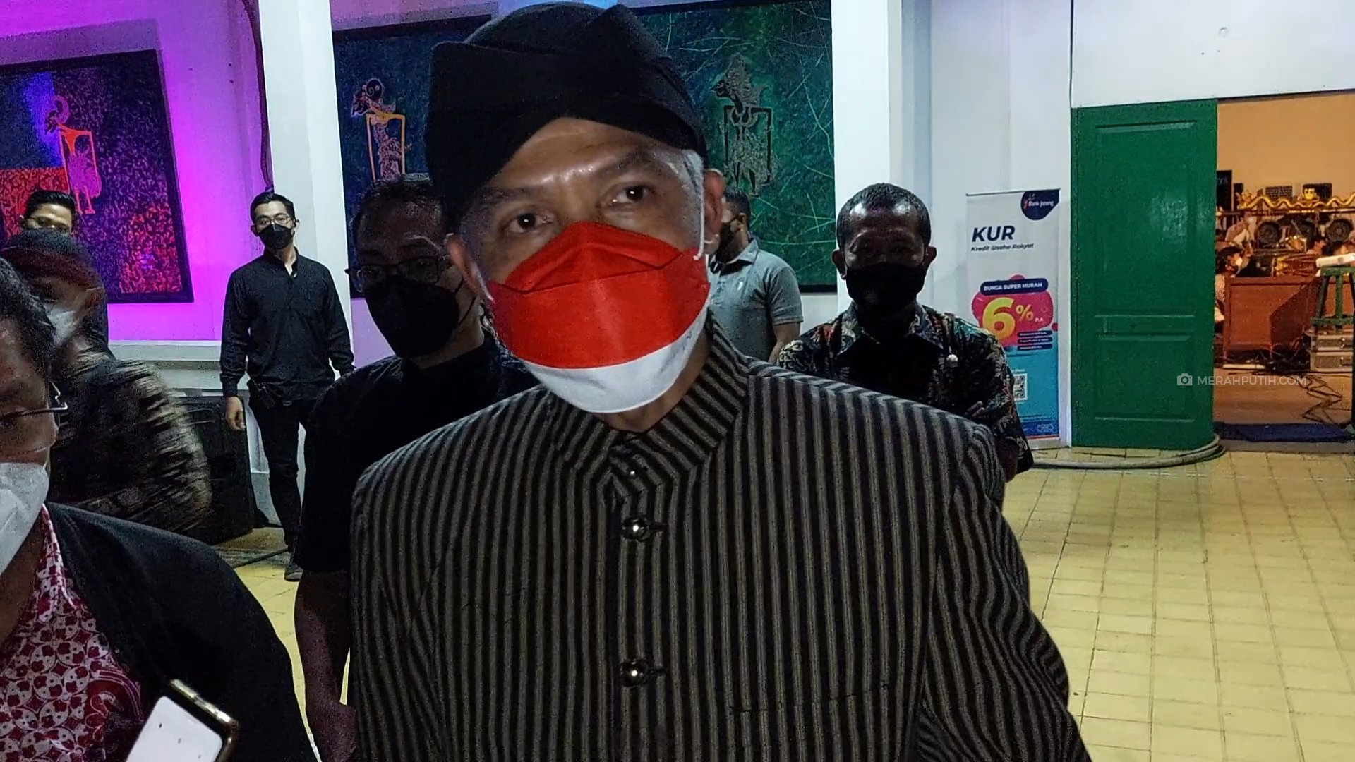 Tak Ikuti Jejak Anies, Ganjar Tegaskan UMP Jateng Sesuai Peraturan Pemerintah