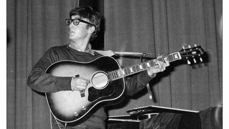 Pernah Dipakai Para Legenda Musik, 4 Gitar Ini Dijual dengan Harga Fantastis