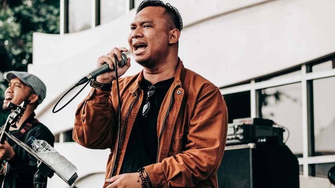 Dimas Suffi Kenang Mendiang Abah Melalui Single 'Jangan Menyerah'