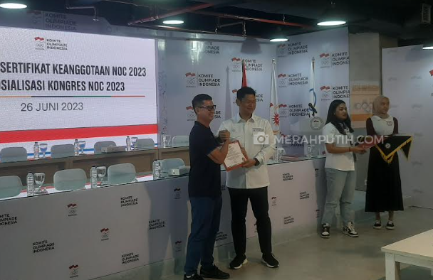 NOC Indonesia Serahkan Sertifikat Keanggotaan pada 66 Federasi Olahraga