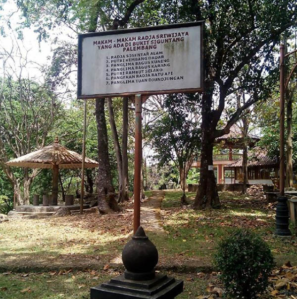 bukit siguntang