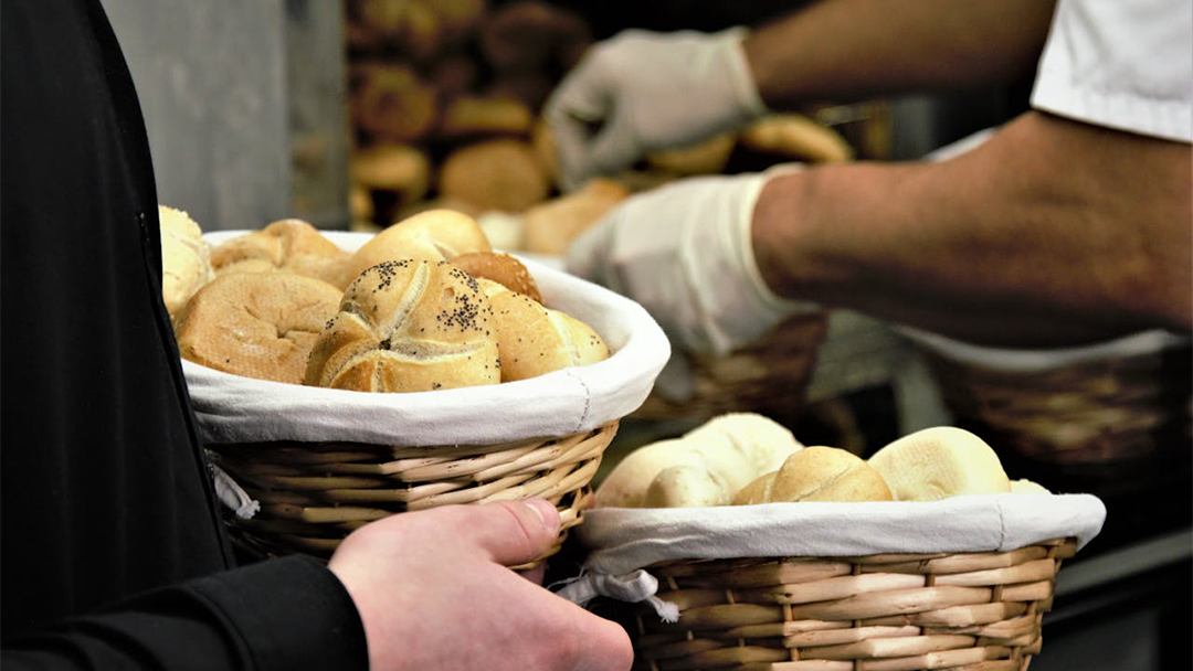 Viral Penipuan Bakery Gluten Free, DPR Minta Badan POM Bertindak Cepat