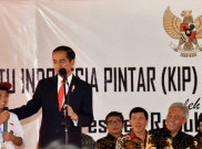 Baru 4 Tahun, Jokowi Sudah Bagi-Bagi Duit Pendidikan Rp35,7 Triliun