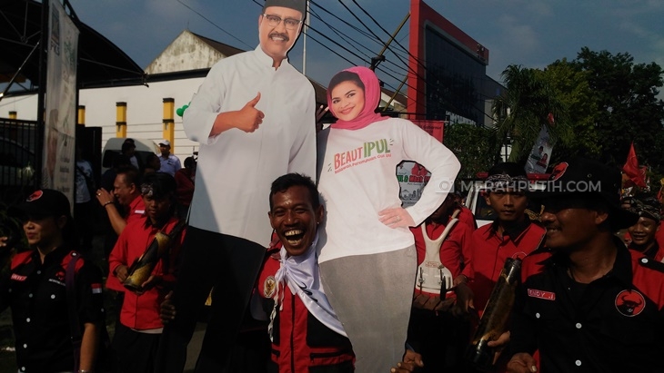 Momen Unik dan Mengharukan Dalam Kampanye Damai Pilkada Jatim