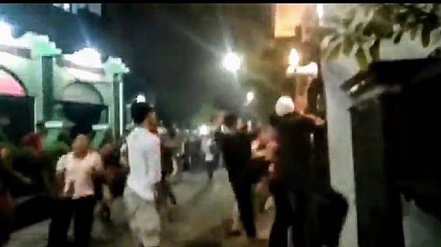 Massa Rusak Rumah Pelapor Salat Tarawih ke Anies, Pemprov: Harusnya Musyawarah