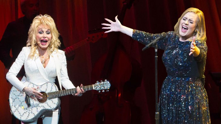 Adele Jadi Dolly Parton, Lengkap dengan Dadanya