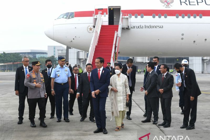 Presiden Jokowi Tiba di Indonesia Usai Kunjungan ke Hannover