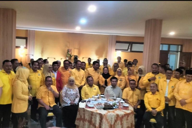 Khofifah Sebut Dukungan dari Golkar di Pilkada Jatim Tanpa Mahar