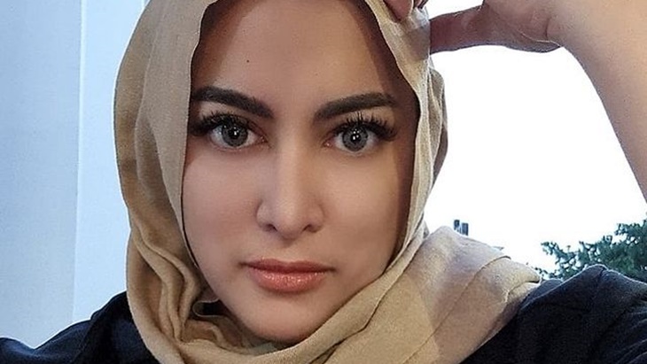 Menelusur Rekam Jejak Mendiang Jane Shalimar